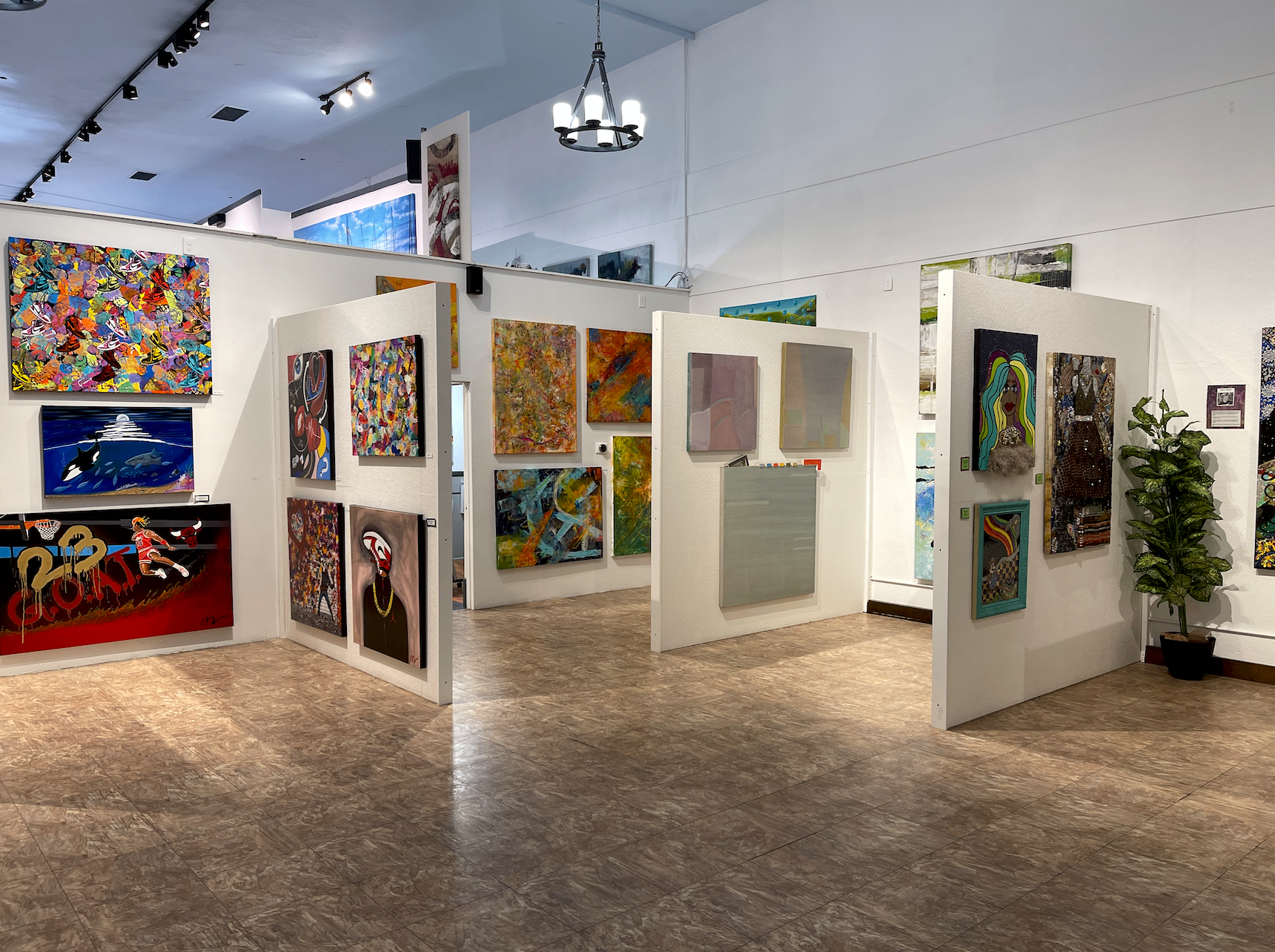 ART 2 art District Los Angeles interior view 9.